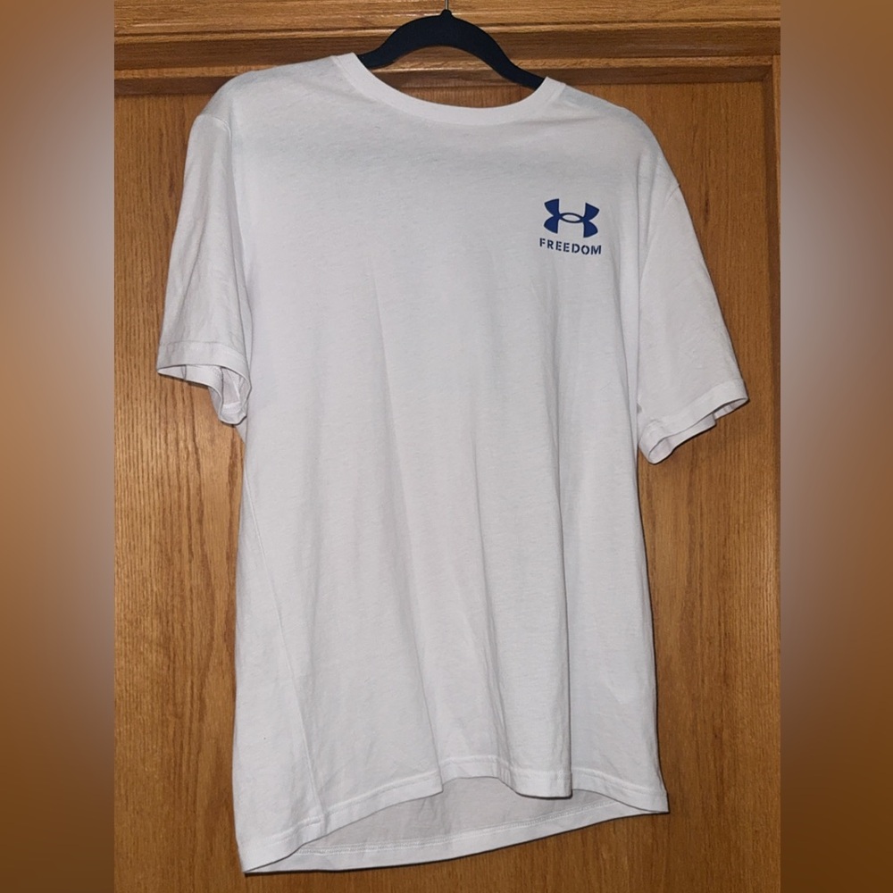 NWT Under Armour Men's UA Sportstyle Left Chest Short Sleeve T-Shirt